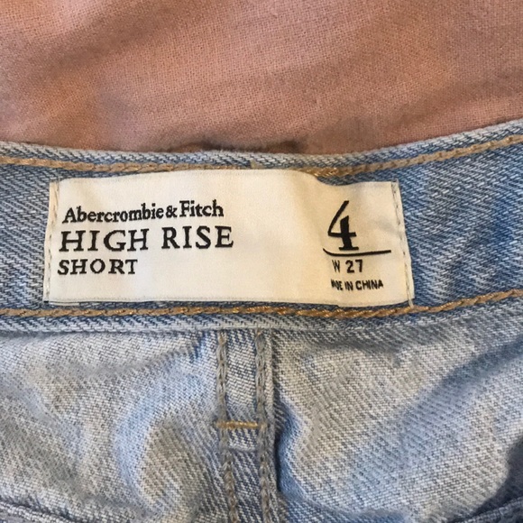 High Waisted Light Denim Shorts - Picture 4 of 4